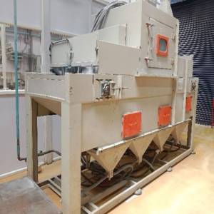 Continuous Glass Bead Machine. Continuous Glass Bead Machine.